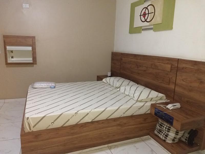 Hotel Flex In 奥萨斯库 外观 照片