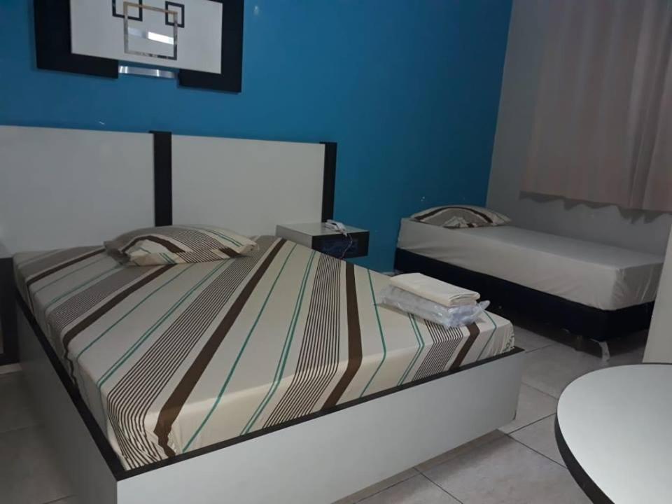 Hotel Flex In 奥萨斯库 外观 照片